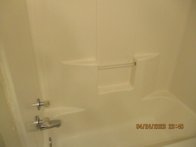 Building Photo - Eleventh Ave., 810