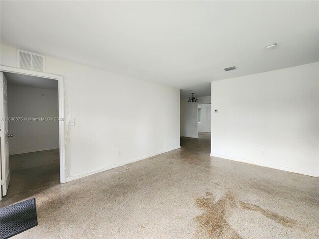 Building Photo - 1564 NW 31st Way
