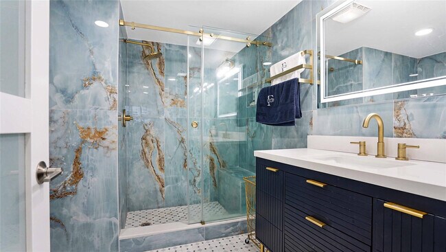 Building Photo - 3550 Galt Ocean Dr