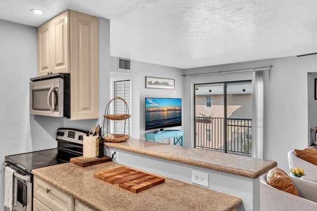 Building Photo - 1826 N Dixie Hwy