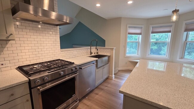 Building Photo - 5977 Scotswood Ct