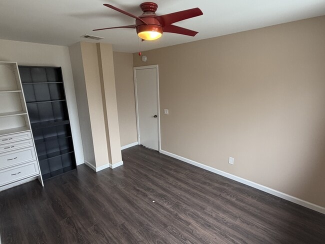 Building Photo - 29639 Greenhill Dr