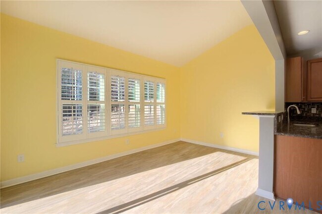 Building Photo - 5436 Burlington Ct