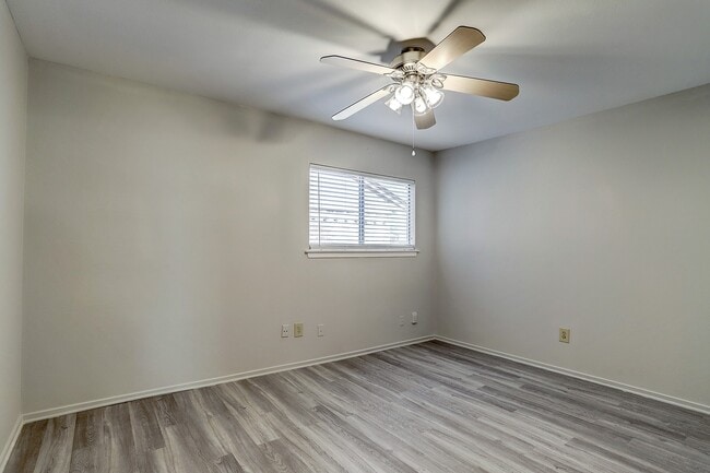 Building Photo - 74 Maple Branch St