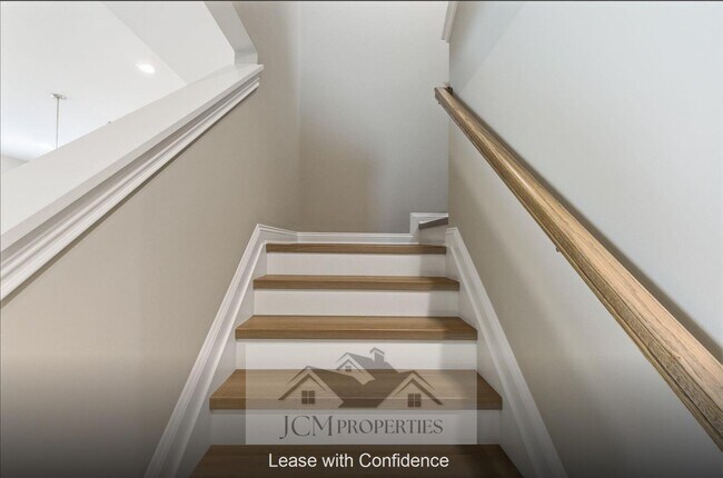 Building Photo - 109 Lambert Fld