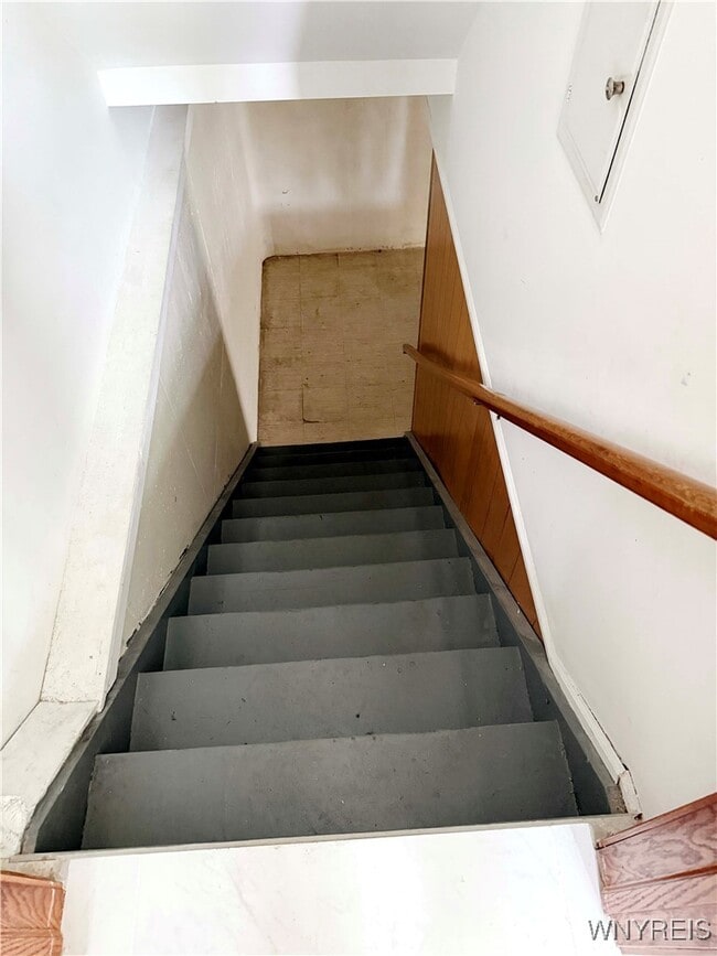 Building Photo - 59 Laurie Lea