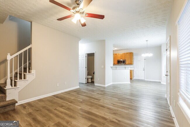 Building Photo - 7600 Crestwicke Crossing Dr