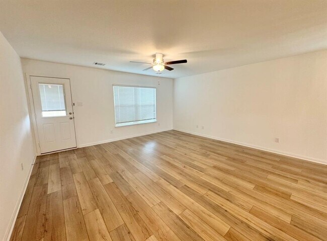 Building Photo - 14108 Hacienda Ests Dr
