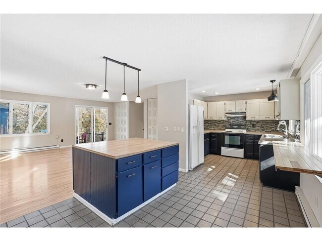 Building Photo - 15102 Afton Hills Dr S