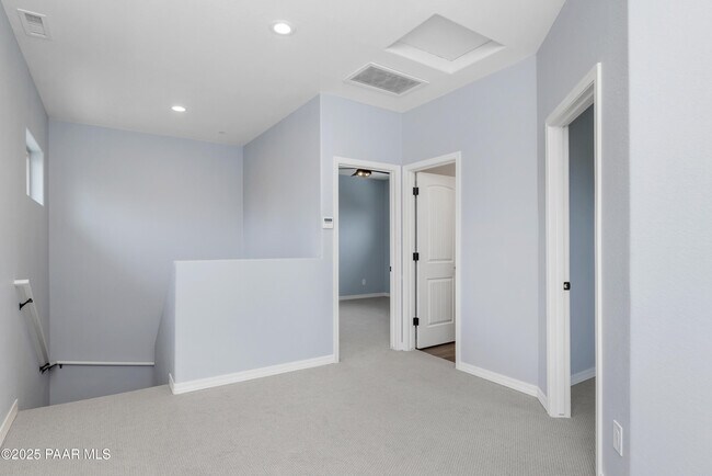 Building Photo - 305 Remington Trail