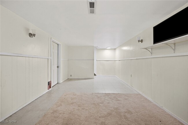 Building Photo - 5401 Woodbury Hills Dr