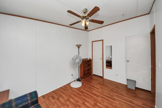 Building Photo - 16338 Hill Country Ct