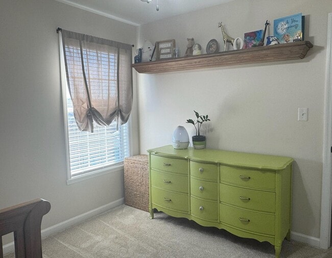 Building Photo - 2688 Woodlawn Way