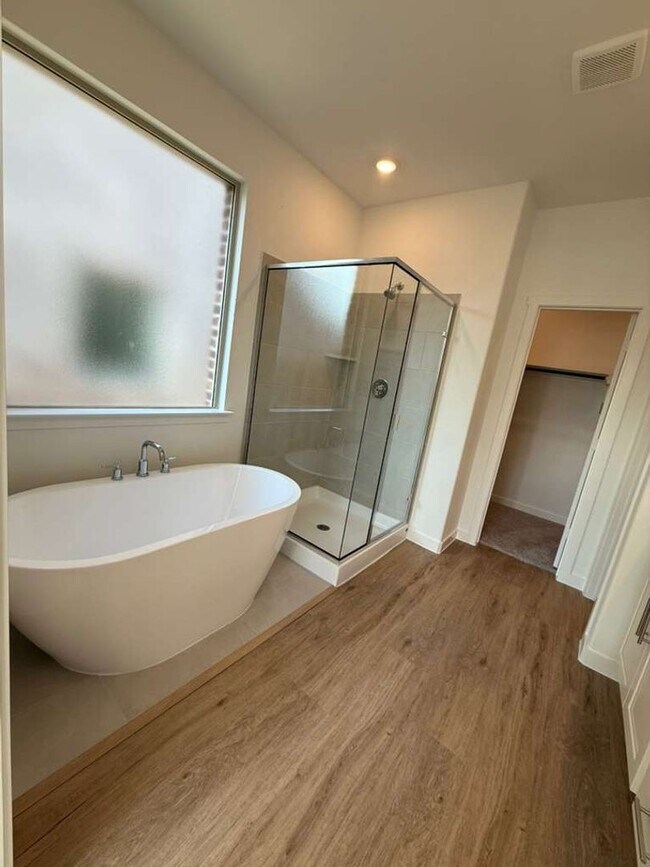 Building Photo - This beautifully designed Garnet floorplan by Lennar offers a functional single-story layout with...