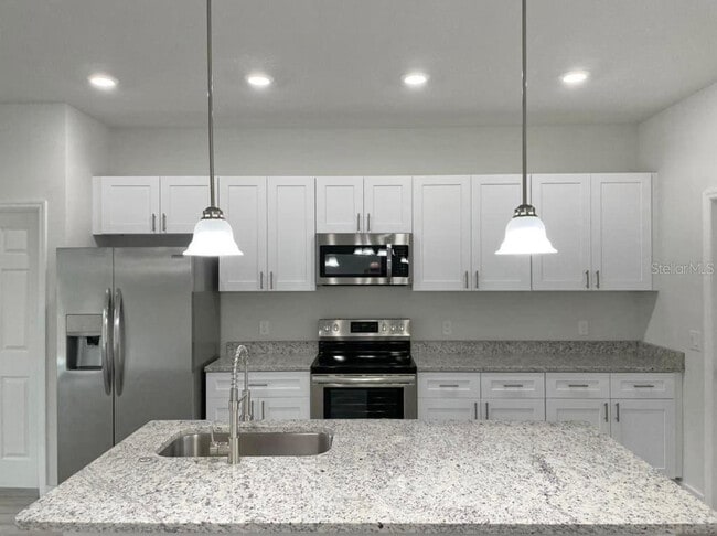 Building Photo - 513 Mallard Ct