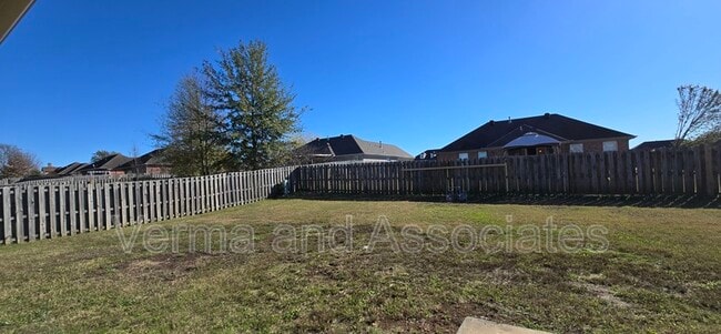Building Photo - 340 Beasley Dr