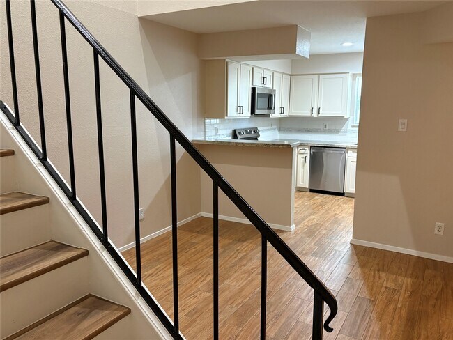 Building Photo - 14515 Wunderlich Dr