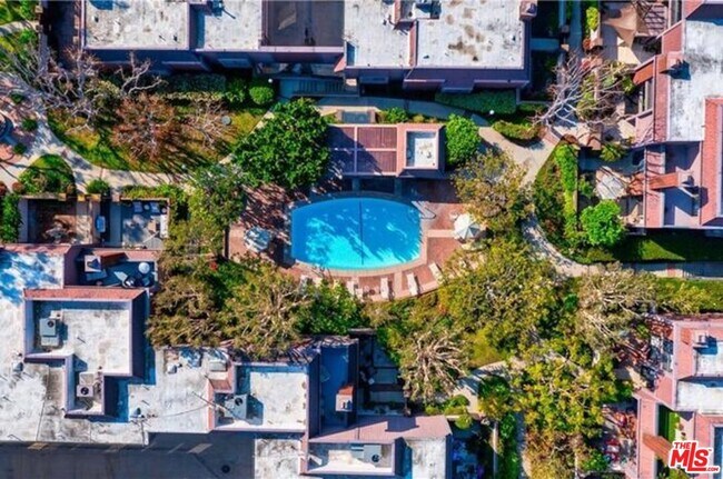 Building Photo - 4555 Alla Rd