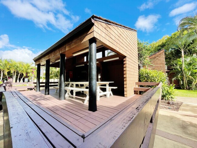 Building Photo - Pet Friendly Kailua Condo with A/C