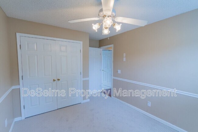 Building Photo - 1009 Norwood Ct