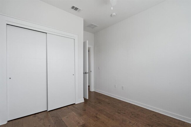 Building Photo - 8940 Parker Ranch Cir