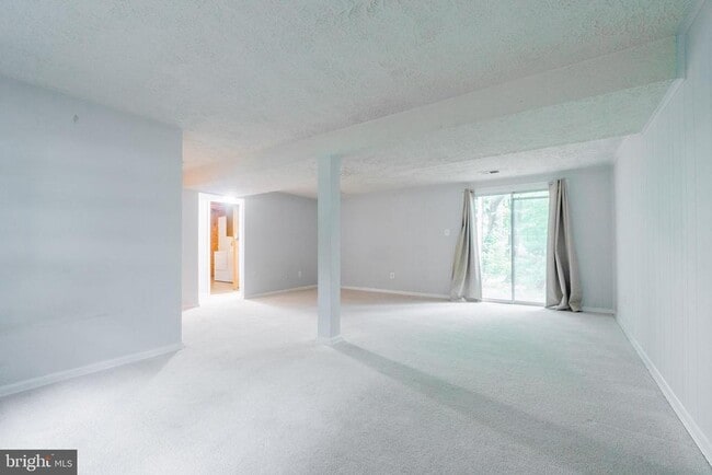 Building Photo - 5146 Bradfield Dr