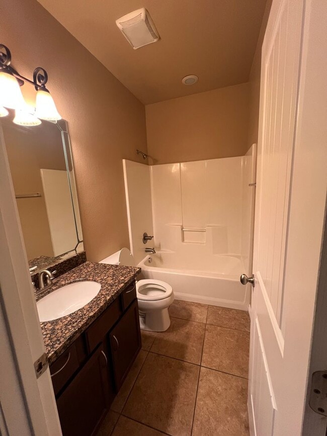 Building Photo - COMING SOON!!  2 Story Townhome