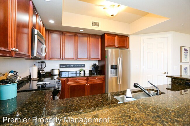 Building Photo - 3 br, 2.5 bath House - 1065 Borghese Lane ...