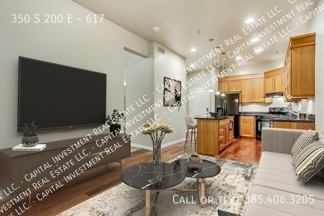 Building Photo - 350 S 200 E