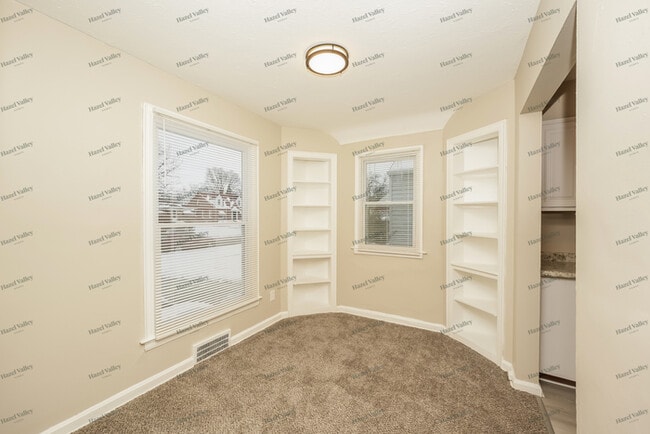 Building Photo - 3788 Lee Heights Blvd