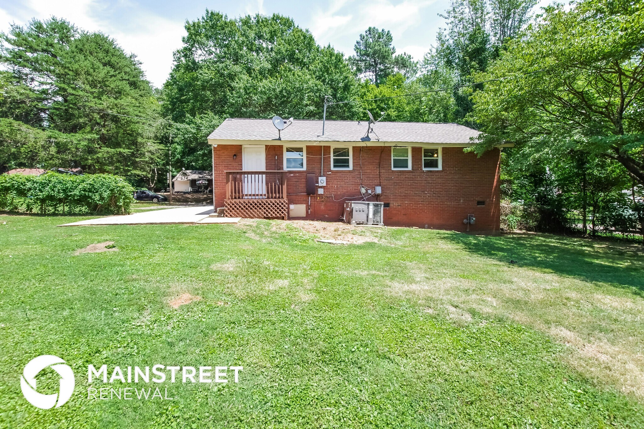 Building Photo - 5320 Southampton Rd