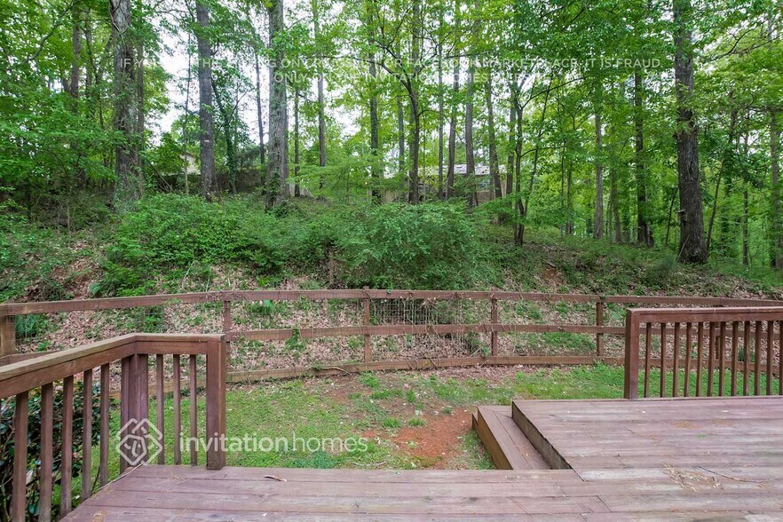 Building Photo - 3669 N Hampton Dr