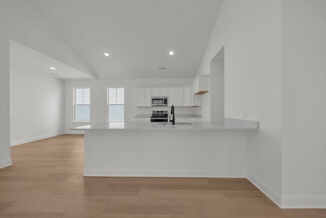 Building Photo - 6579 Elizabeth Ann Wy