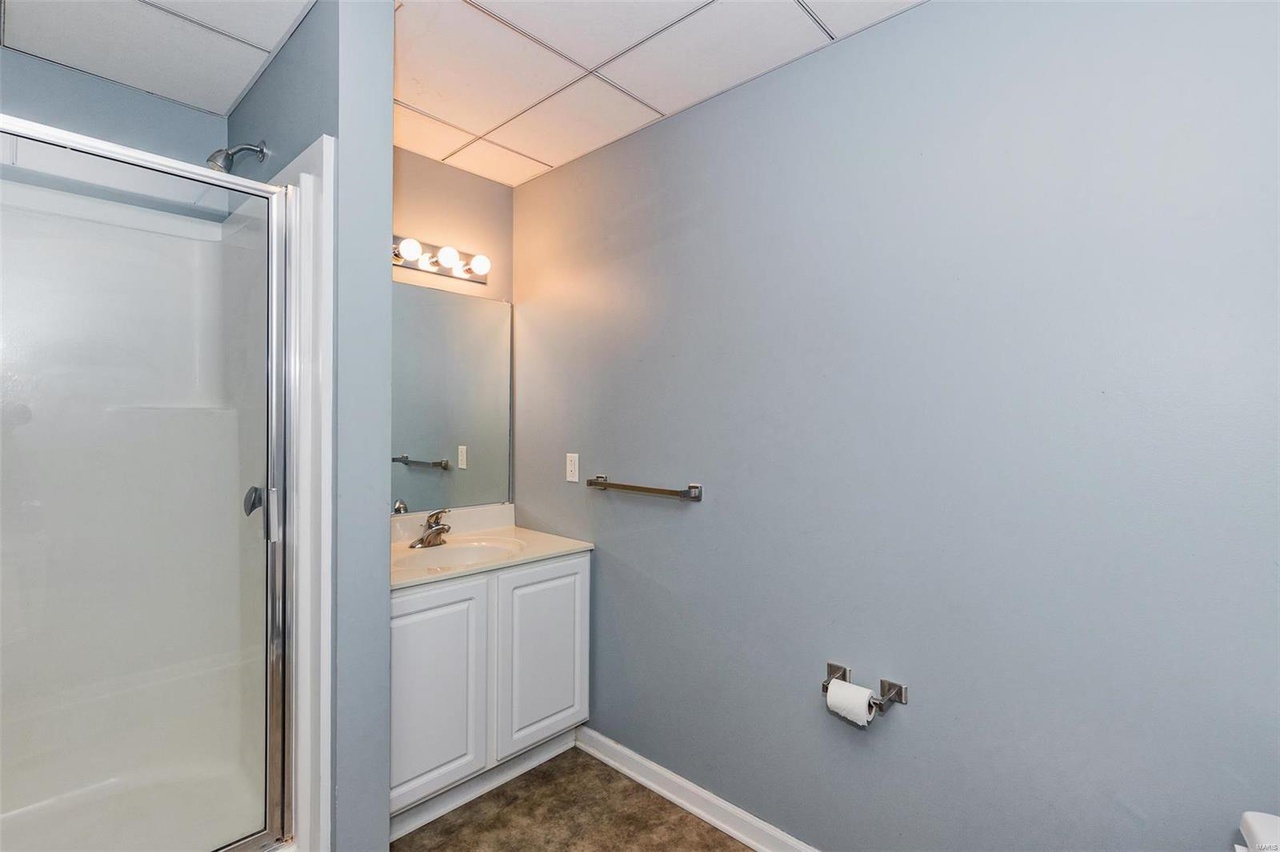 small bath (walk in shower) - 1501 Locust St