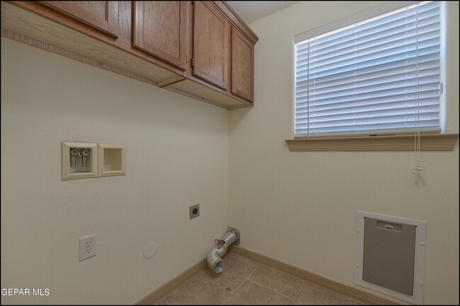 Building Photo - 6209 Cosecha Luna Cir