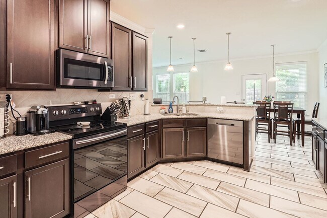 Building Photo - First time rental!