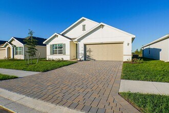 Building Photo - New Construction 4 beds 2 baths with lake view in Fort Myers