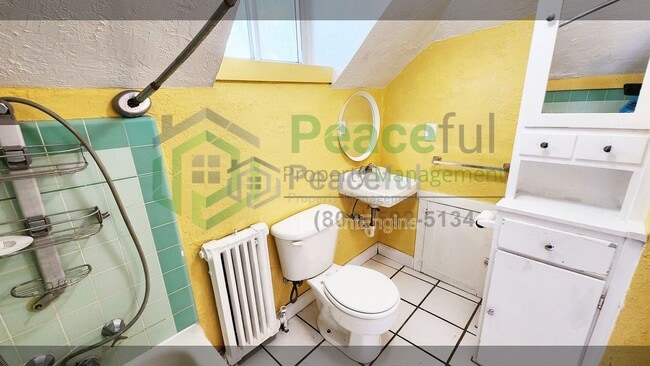 Building Photo - 347 S 800 E