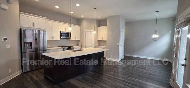 Building Photo - 11379 E 25th Dr