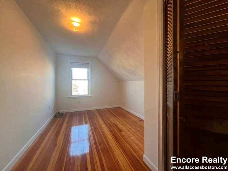 Building Photo - 187 Powder House Blvd