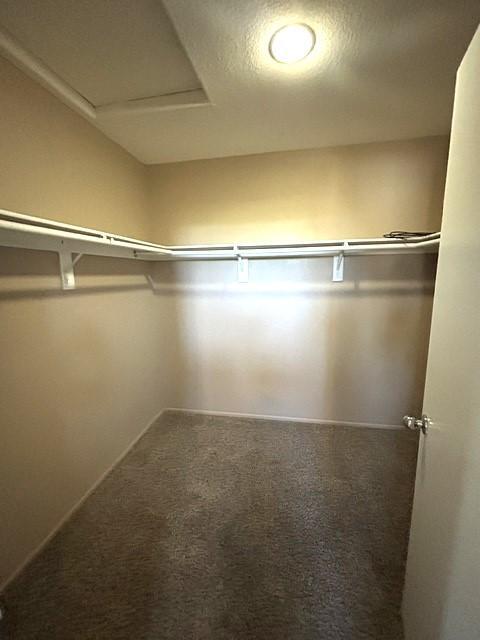 Building Photo - 643 Laxford Rd