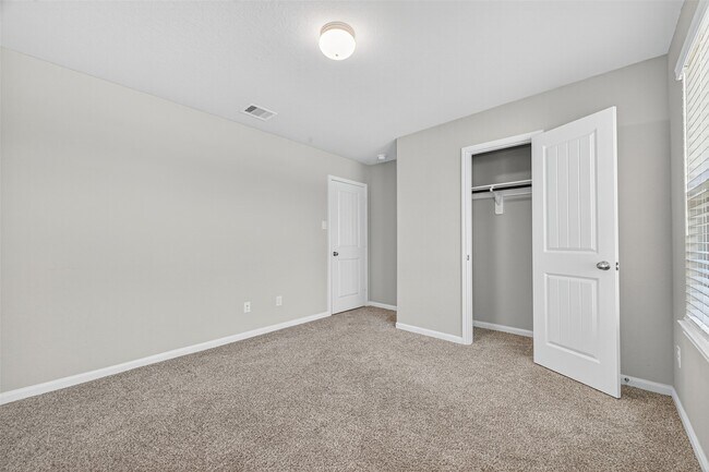 Building Photo - 29627 Juntti Park Ct