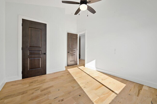 Building Photo - Lot 174