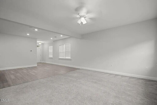 Building Photo - 229 Daisy Grove Ln