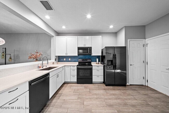Building Photo - 3734 Windmaker Way