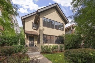 Building Photo - 2524 Dupont Ave S