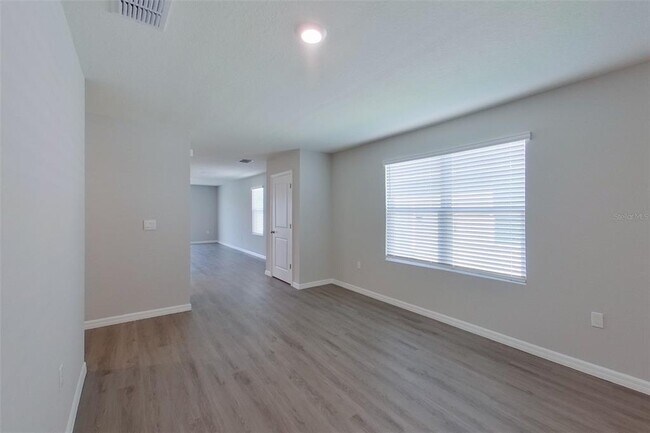 Building Photo - 4421 SW 85th St