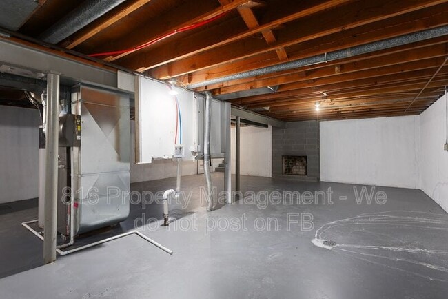 Building Photo - 12516 13th St