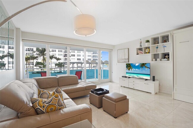 Building Photo - 3430 Galt Ocean Dr