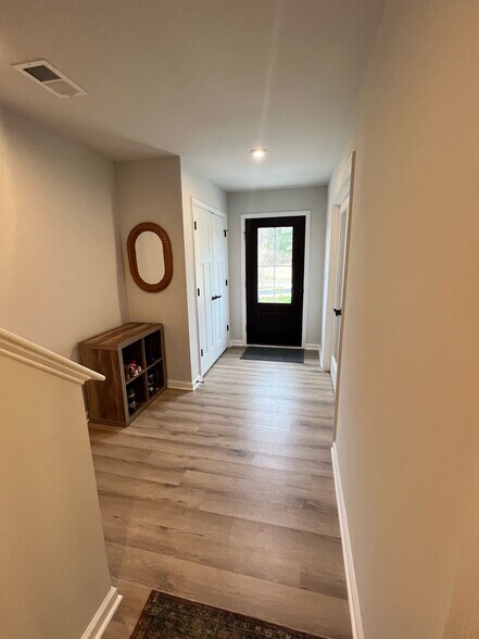 Building Photo - 4539 Berwyn Ln